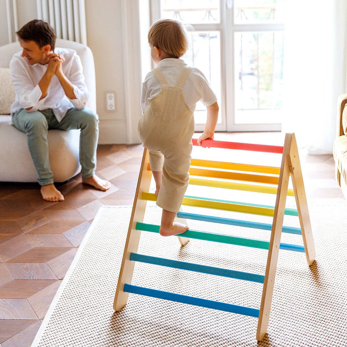 Kaivo Montessori Klimdriehoek met Glijbaan – Regenboog Editie