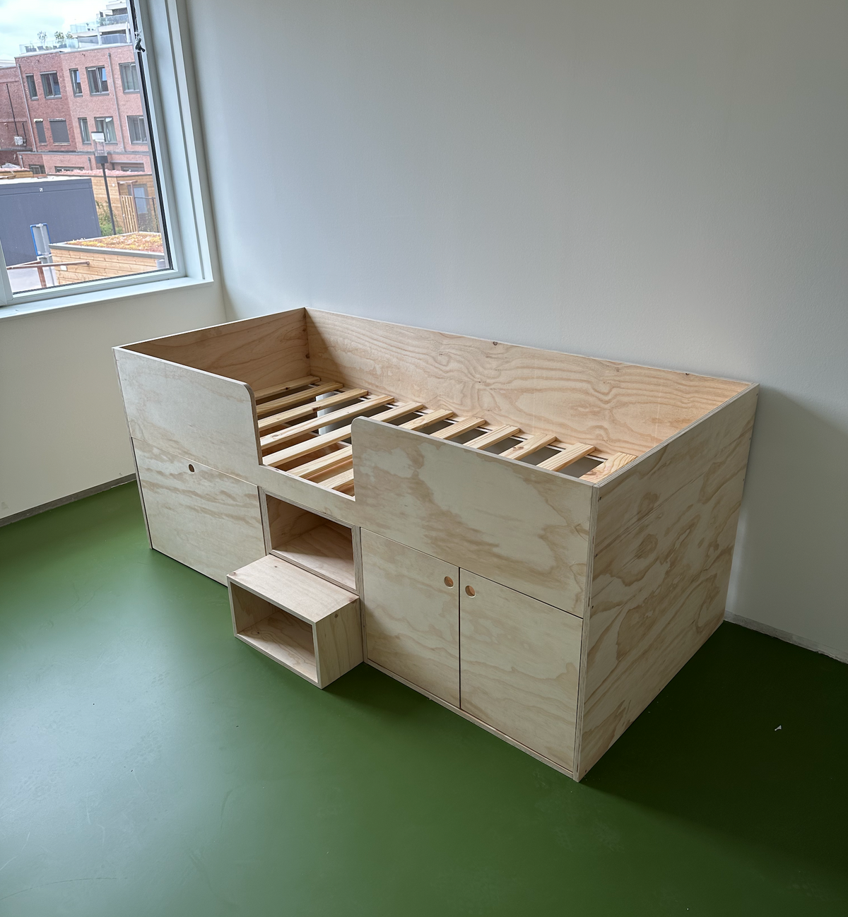Kaivo Montessori Kajuitbed met Opbergruimte