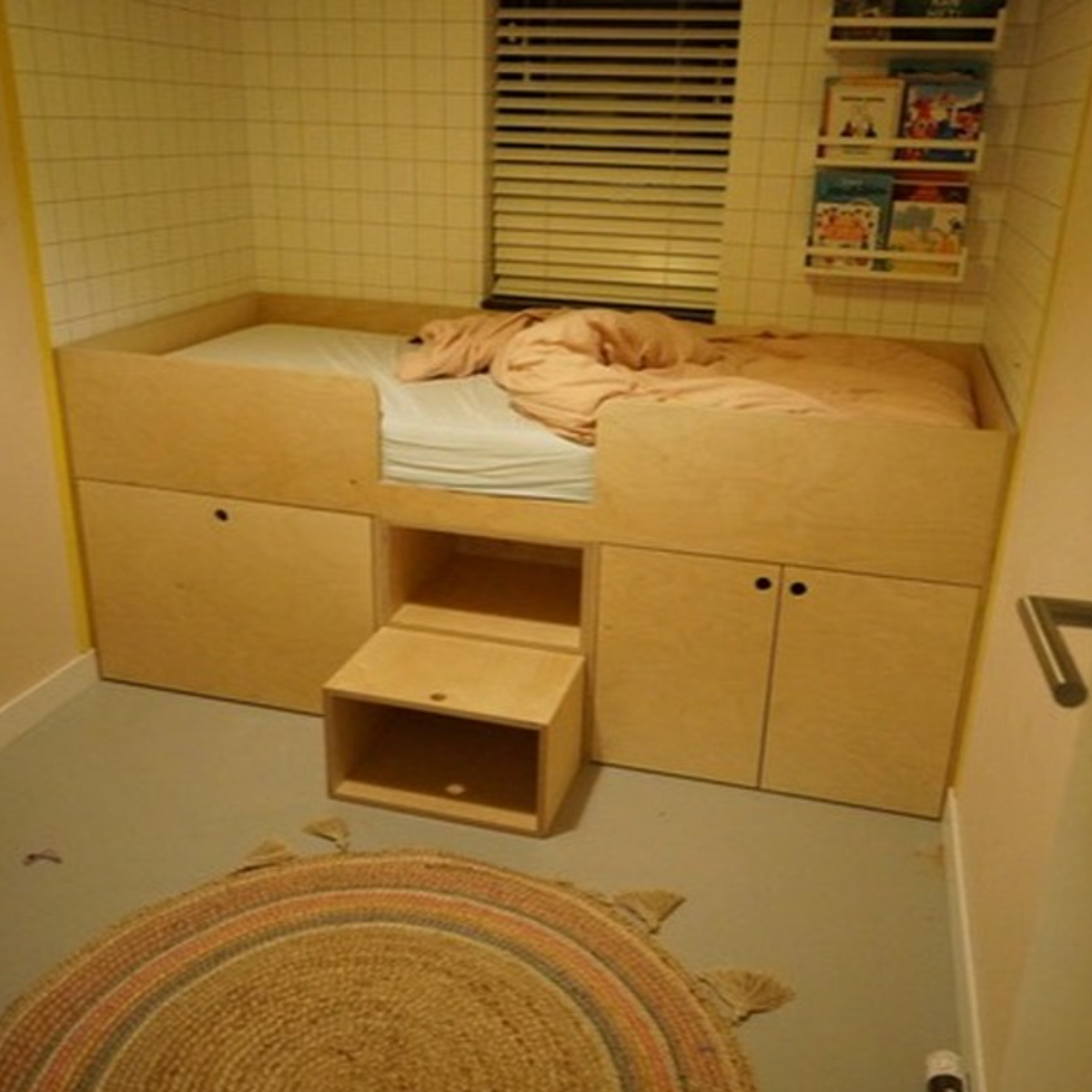 Kaivo Montessori Kajuitbed met Opbergruimte